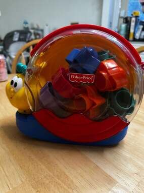 Vintage Fisher-Price 1999 Singing Snail Pail Shape Sorter Musical Toy with Block